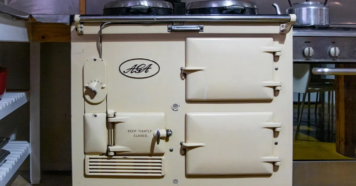 This multi cooker buying guide helps you select the ideal appliance. Consider capacity, functions, and safety features for the best fit.